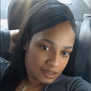 Meet your Posher, Alana